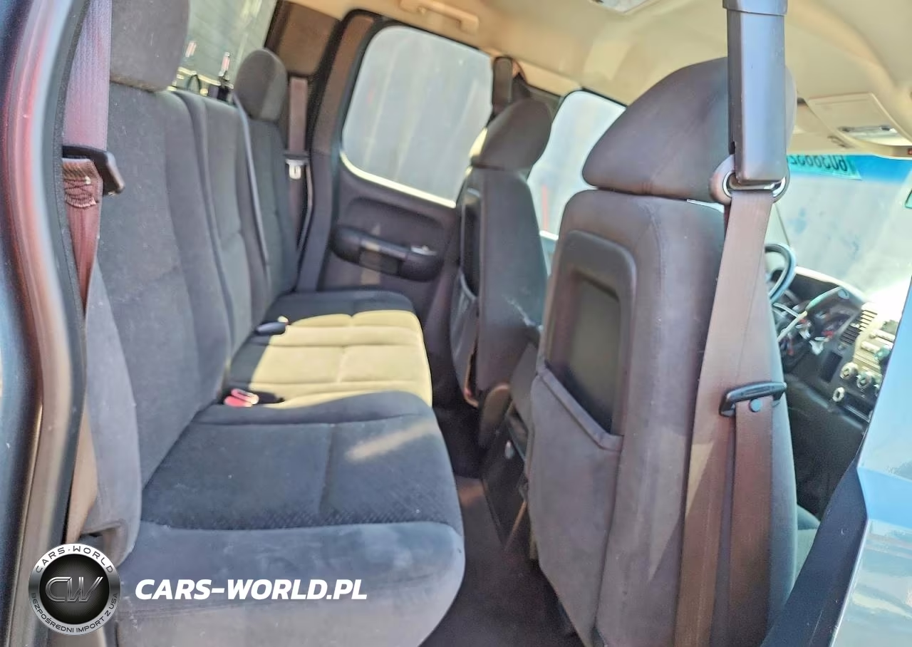 2008 Chevrolet Silverado C1500 VIN:1GCEC19008Z249394 - 10