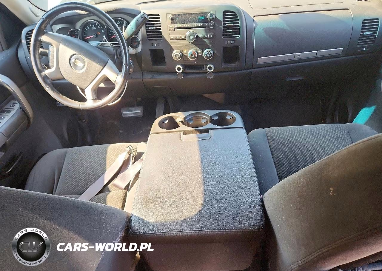 2008 Chevrolet Silverado C1500 VIN:1GCEC19008Z249394 - 8