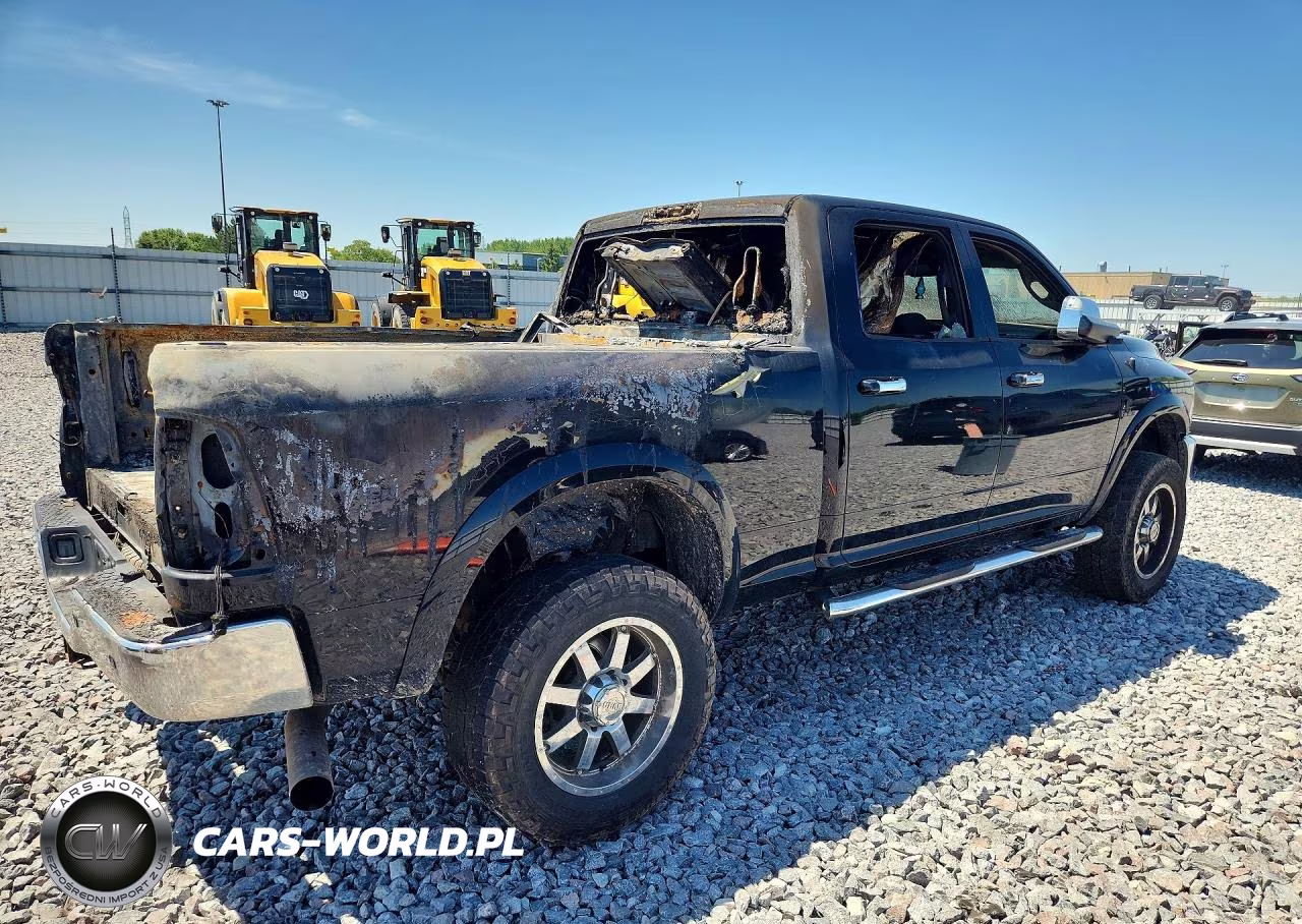 2014 Ram 2500 Laramie VIN:3C6UR5FL6EG207962 - 3