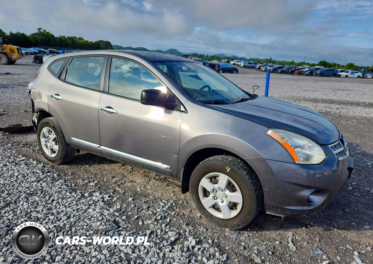 2013 Nissan Rogue S VIN:JN8AS5MV5DW619895 - 4