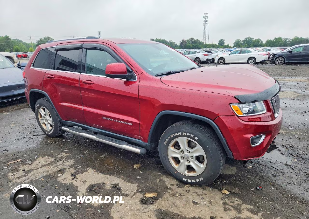 2014 Jeep Grand Cherokee Laredo VIN:1C4RJFAG5EC135886 - 4