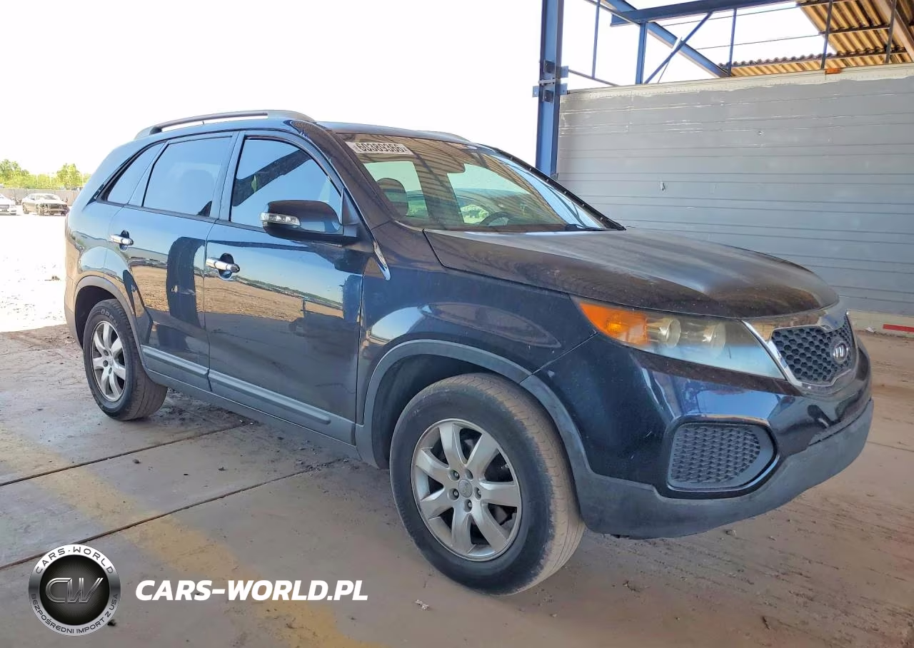 2013 Kia Sorento Lx VIN:5XYKT4A28DG354906 - 4