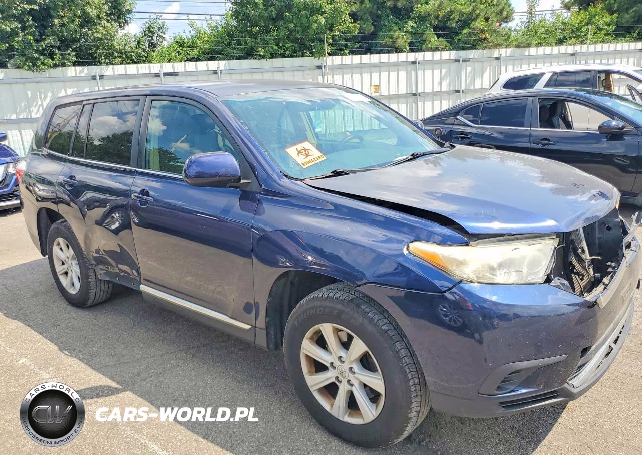 2013 Toyota Highlander Base VIN:5TDBK3EH2DS213232 - 4