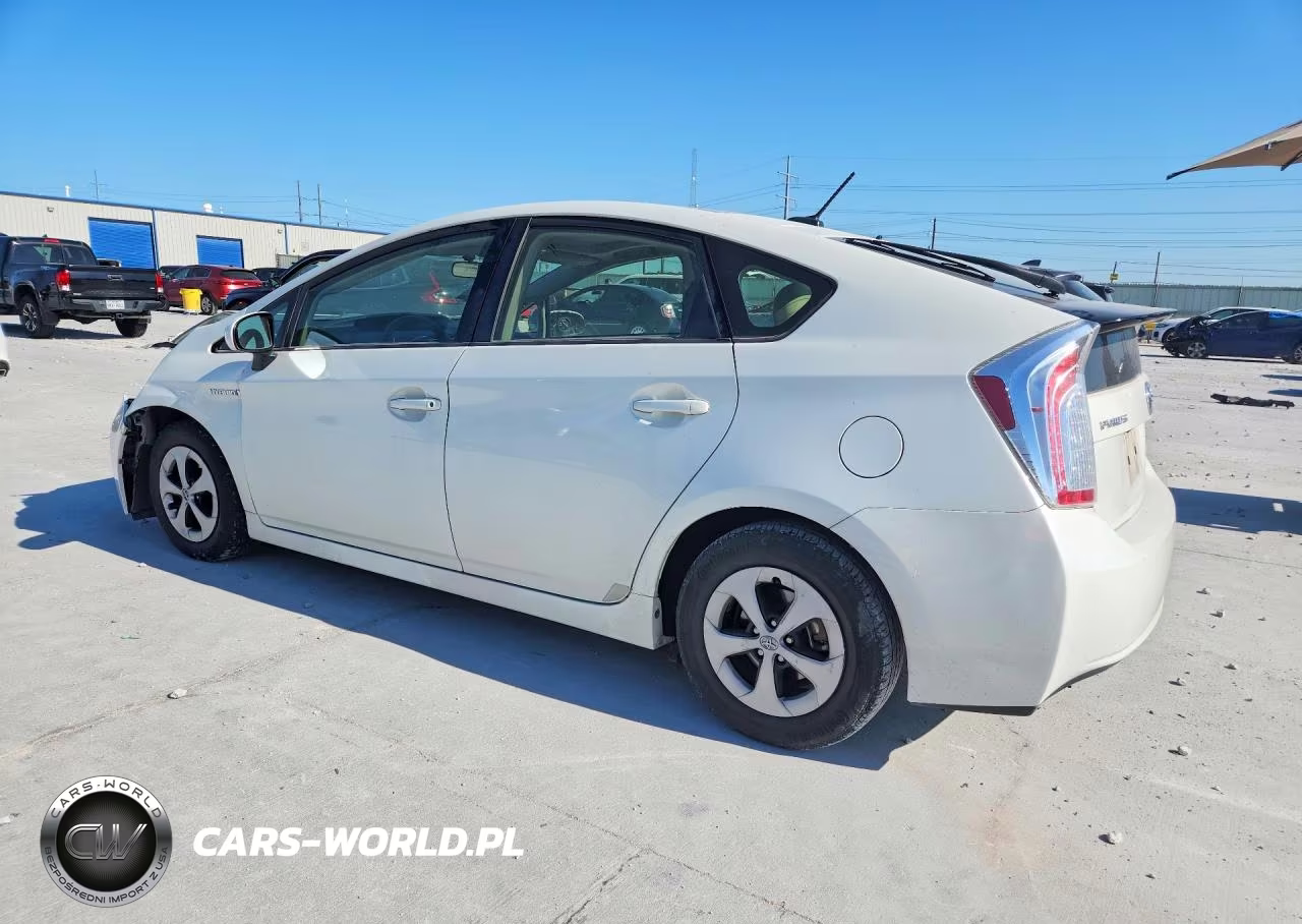 2014 Toyota Prius Three VIN:JTDKN3DU7E1766026 - 2