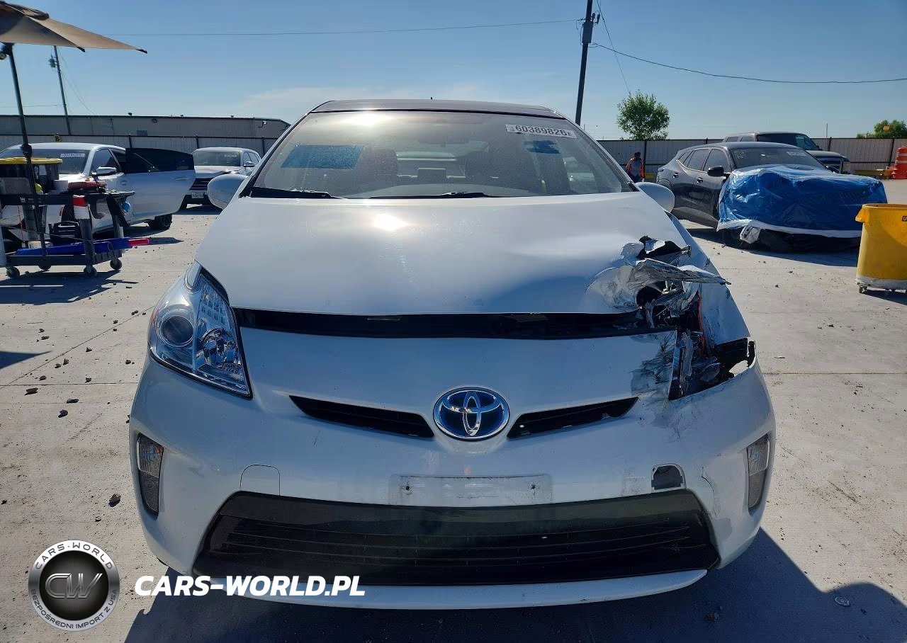 2014 Toyota Prius Three VIN:JTDKN3DU7E1766026 - 5