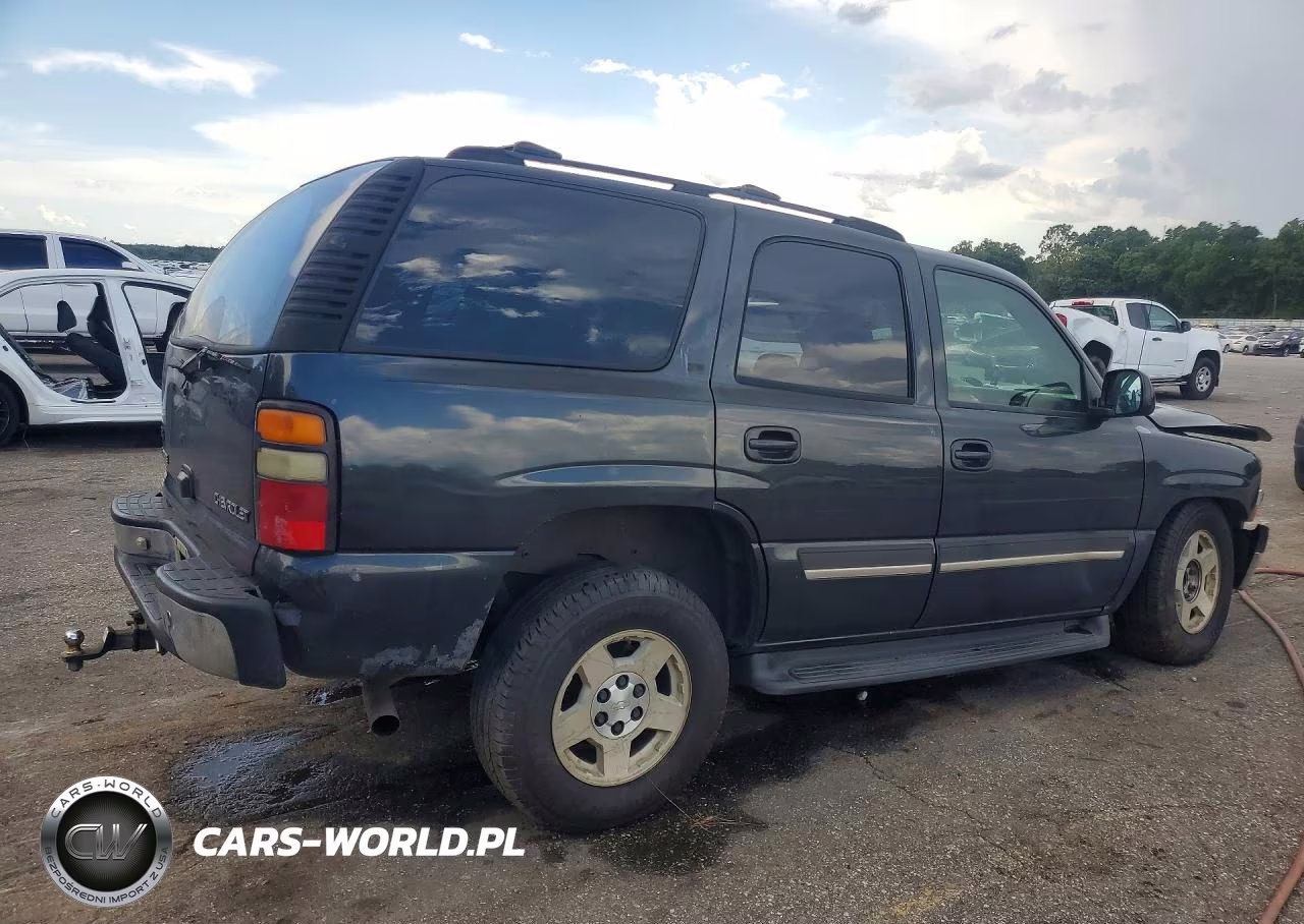 2005 Chevrolet Tahoe C1500 VIN:1GNEC13T15J160101 - 3