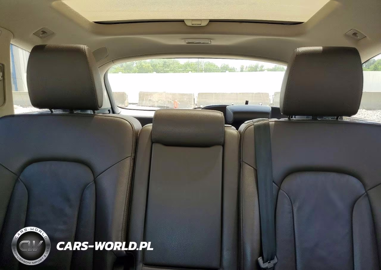 2014 Audi Q7 Premium Plus VIN:WA1LGAFE6ED008194 - 10