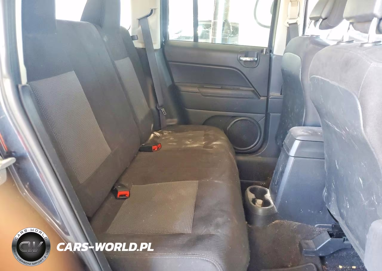 2015 Jeep Patriot Sport VIN:1C4NJPBA9FD341836 - 10