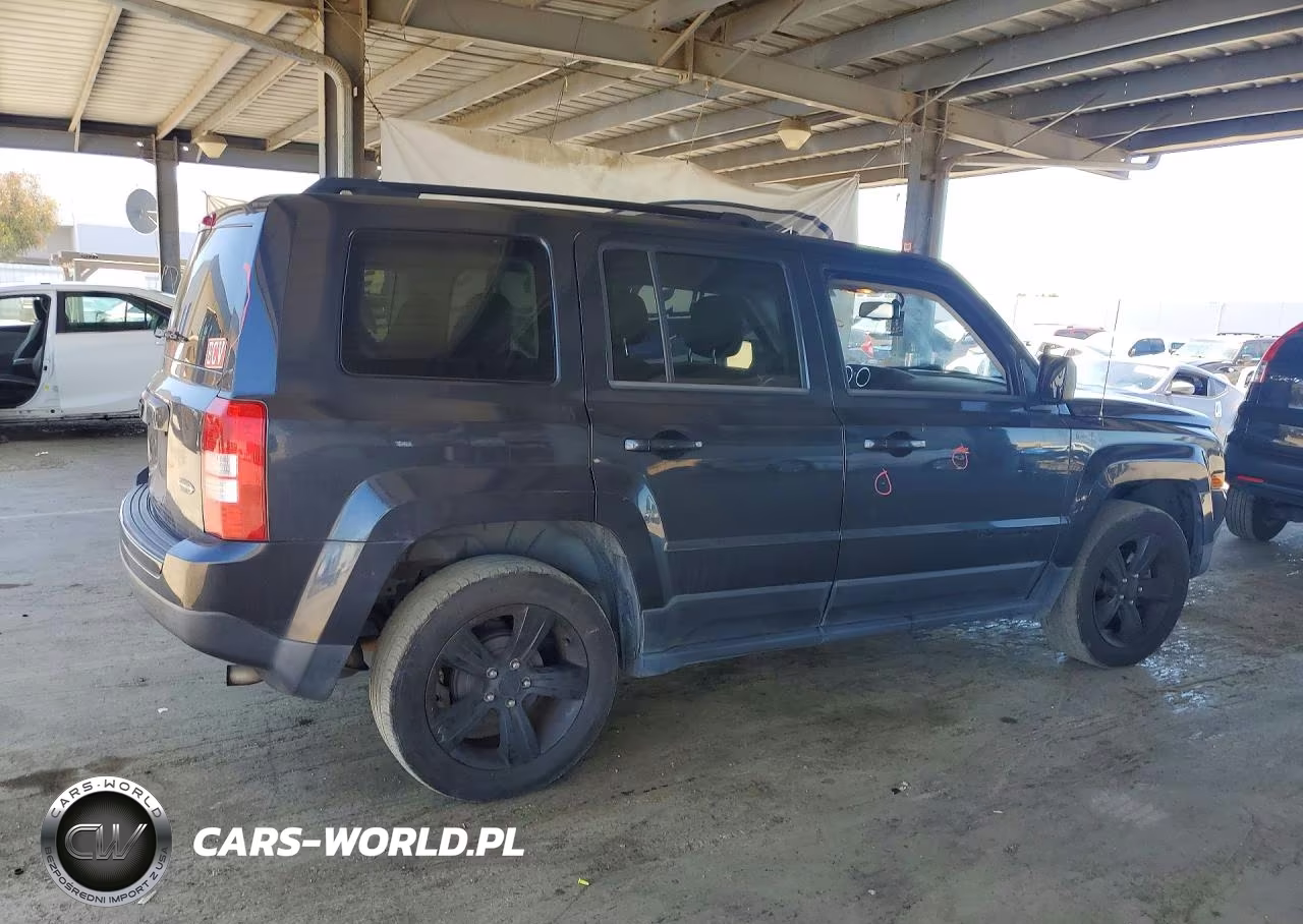 2015 Jeep Patriot Sport VIN:1C4NJPBA9FD341836 - 3