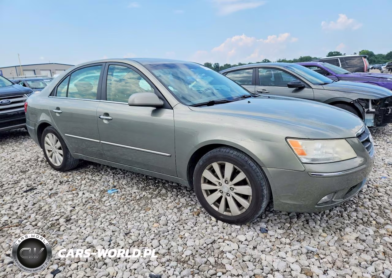 2009 Hyundai Sonata Limited VIN:5NPEU46C79H514950 - 4