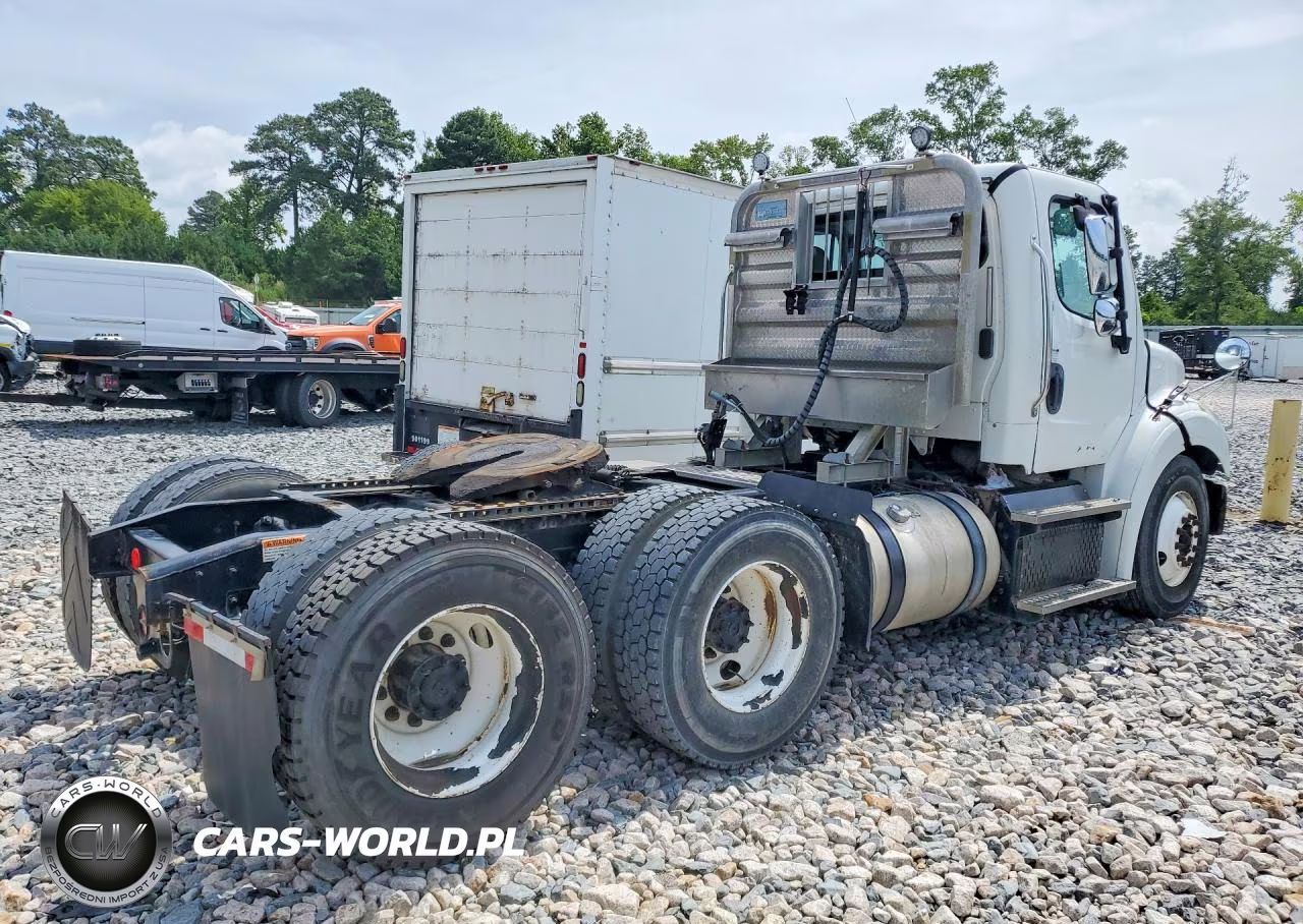 2014 Freightliner Business Class M2 Semi Truck VIN:1FUJC5DV3EHFL6024 - 3