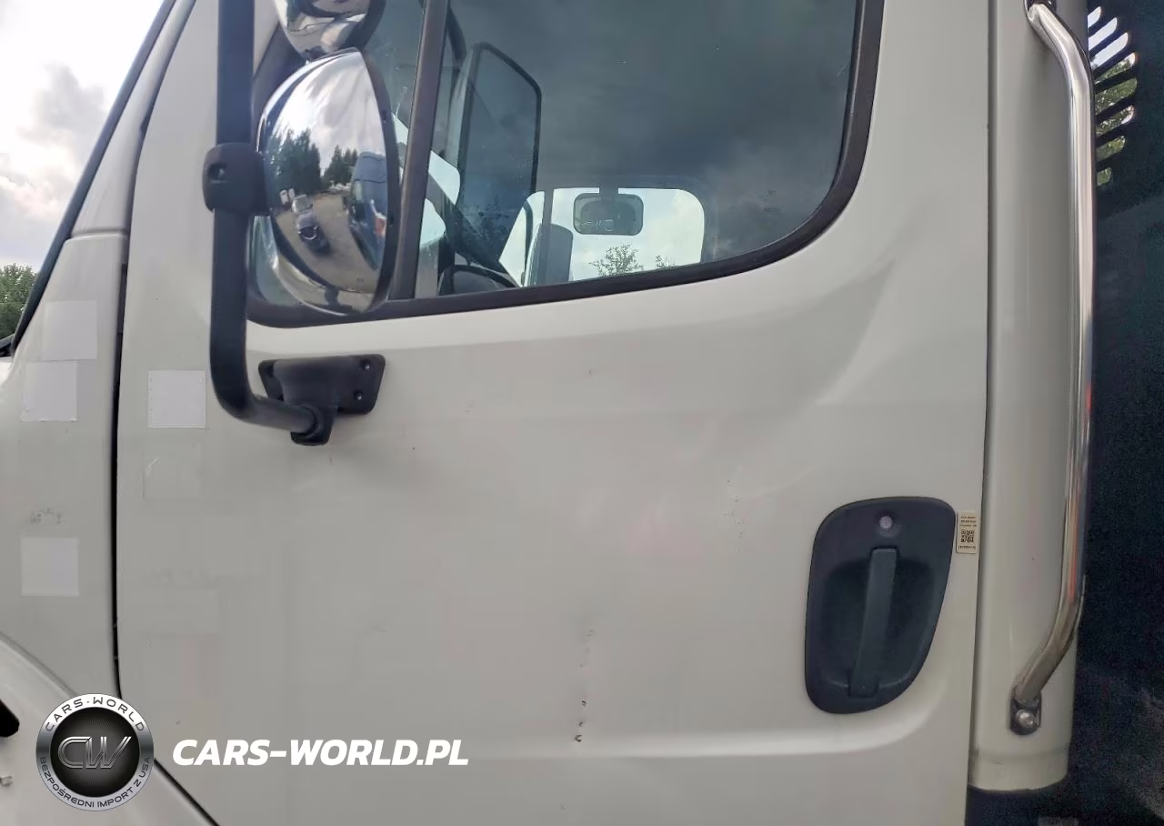 2015 Freightliner Business Class M2 Flatbed Truck VIN:1FVHCYCYXFHGE5861 - 7