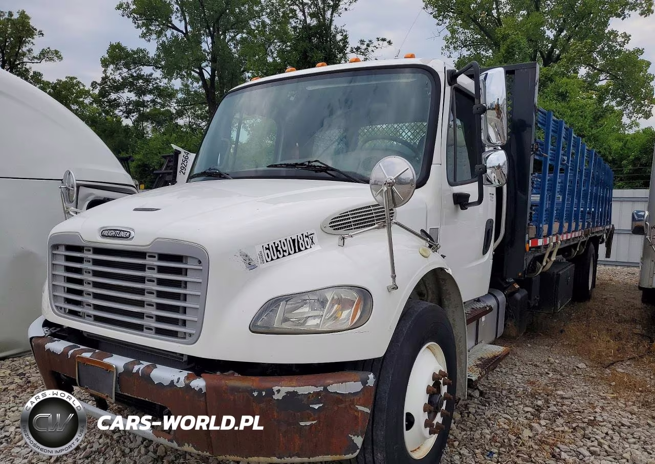 2016 Freightliner Business Class M2 Flatbed Truck