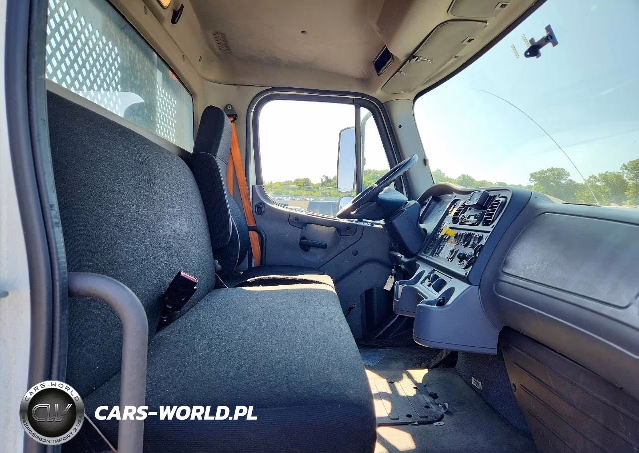 2017 Freightliner M2 106 Medium Duty VIN:1FVHCYCY0HHJD8631 - 11