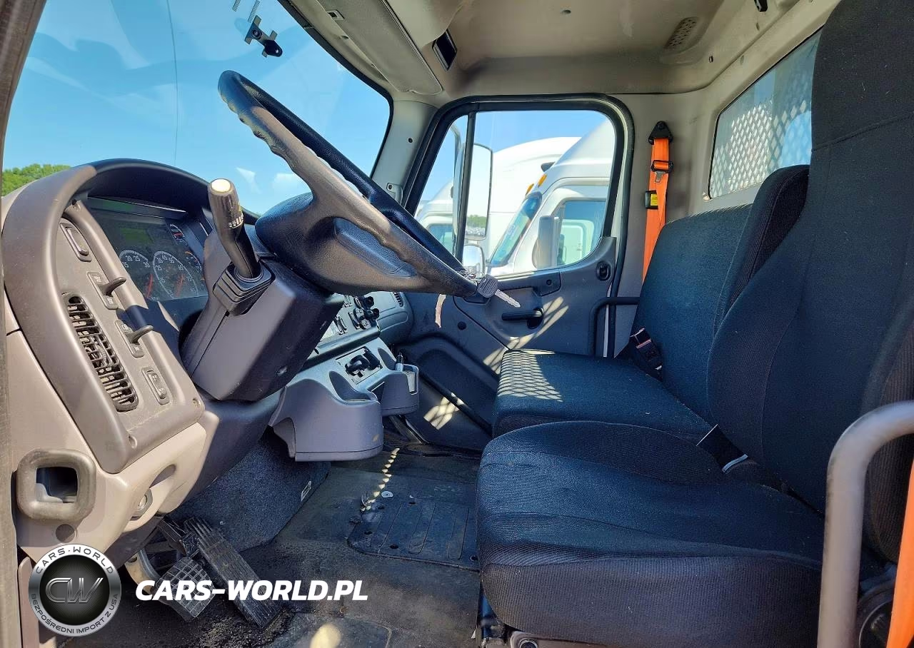 2017 Freightliner M2 106 Medium Duty VIN:1FVHCYCY0HHJD8631 - 7