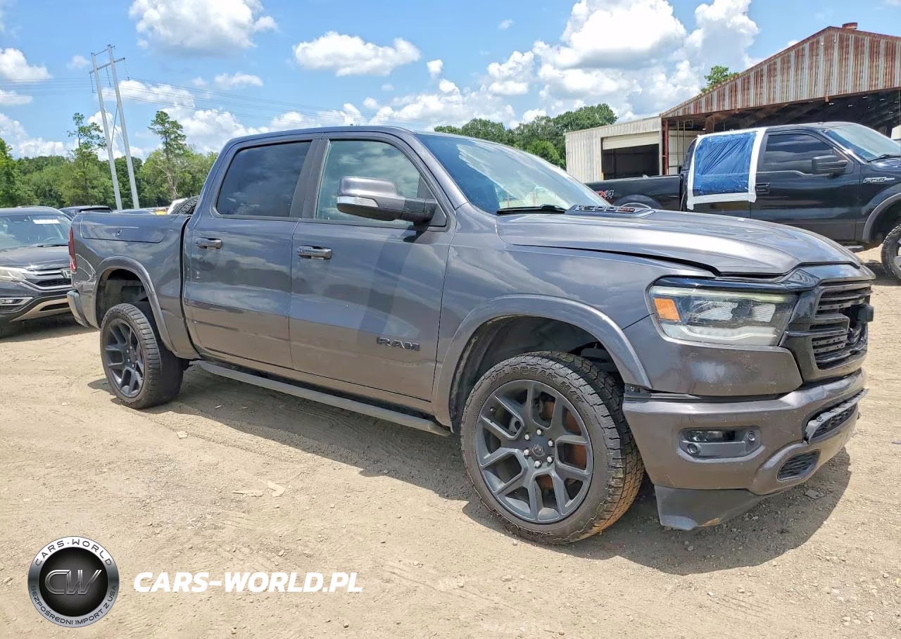 2020 Ram 1500 Laramie VIN:1C6SRFJM7LN206790 - 4