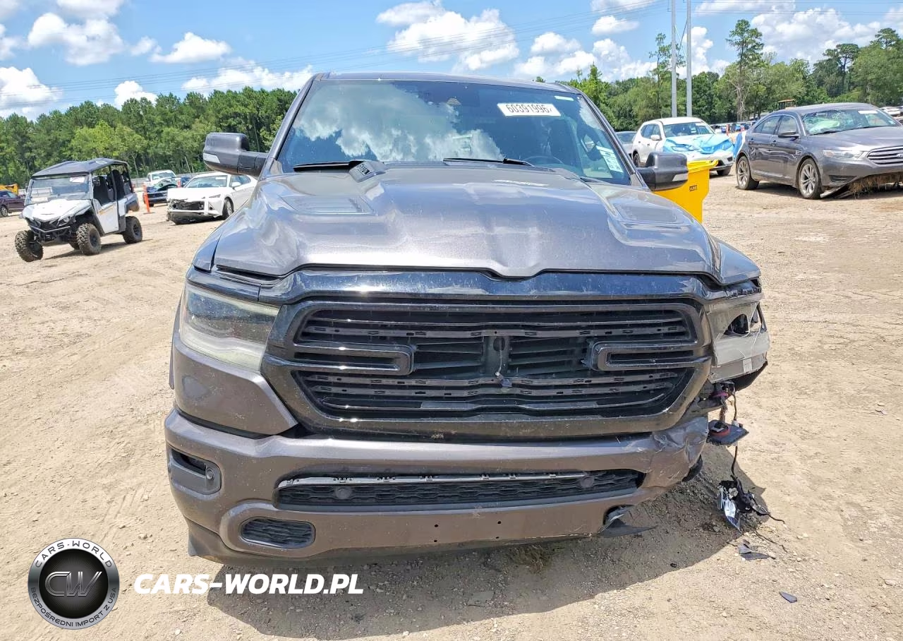 2020 Ram 1500 Laramie VIN:1C6SRFJM7LN206790 - 5