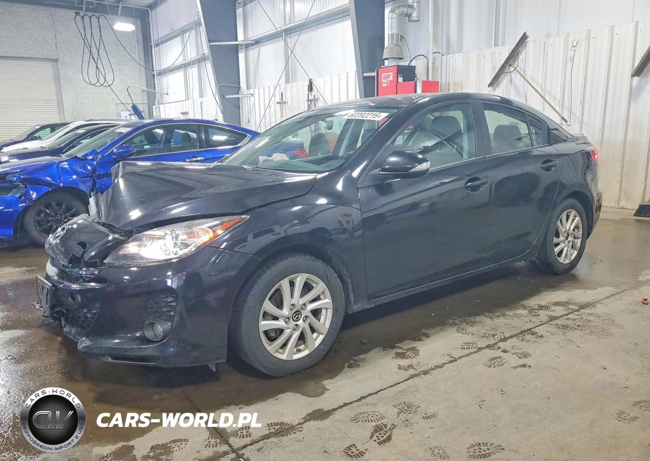 2013 Mazda 3 I