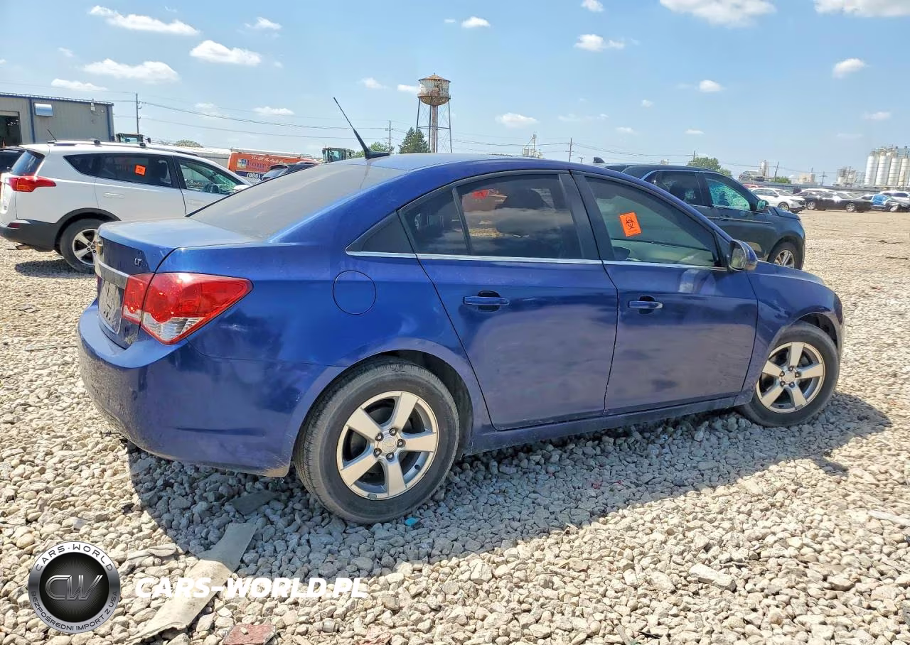 2013 Chevrolet Cruze Lt VIN:1G1PC5SB5D7263642 - 3