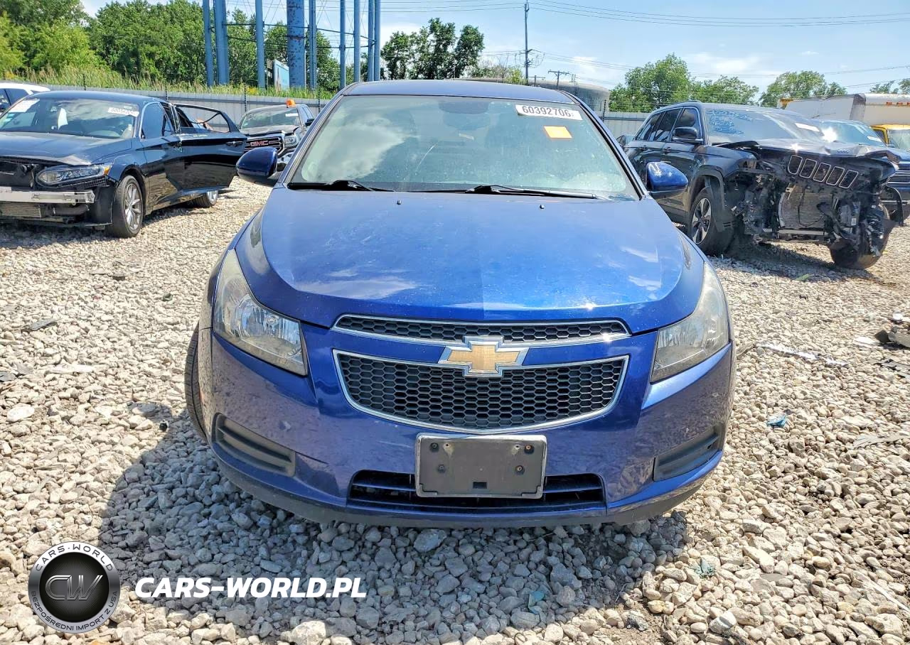 2013 Chevrolet Cruze Lt VIN:1G1PC5SB5D7263642 - 5