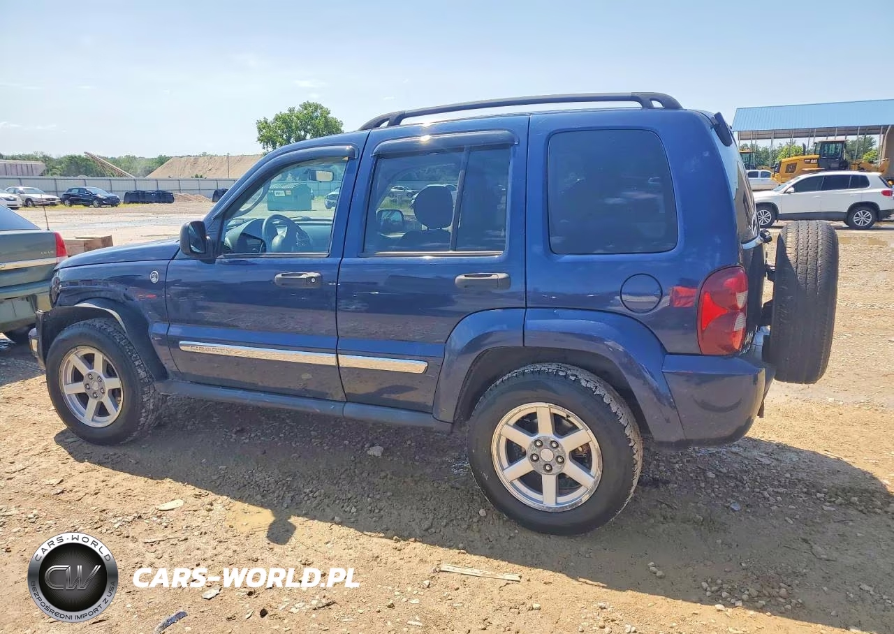 2007 Jeep Liberty Sport VIN:1J4GL48K17W670791 - 2