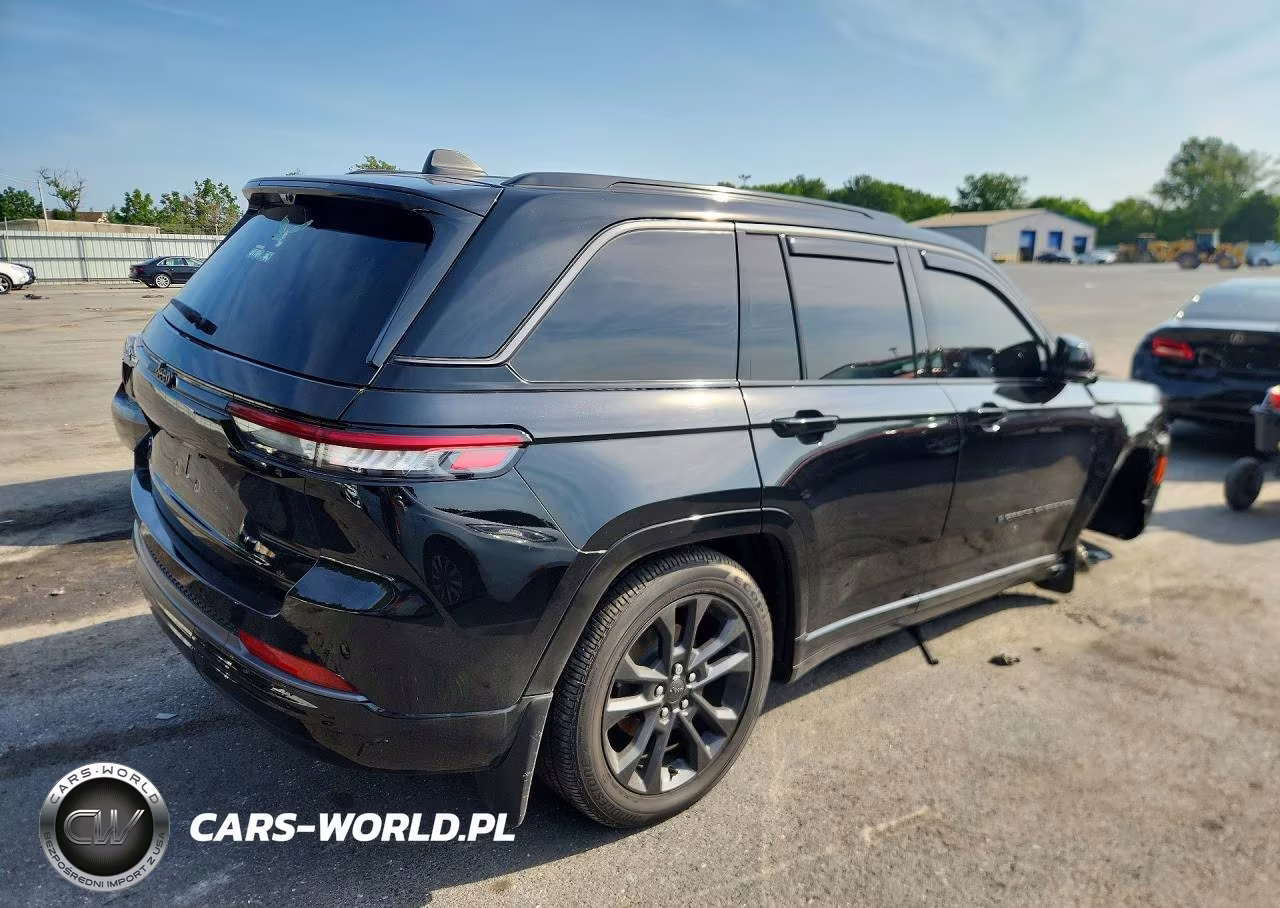 2026 Jeep Grand Cherokee Limited VIN:1C4RJHBR4TC237737 - 3