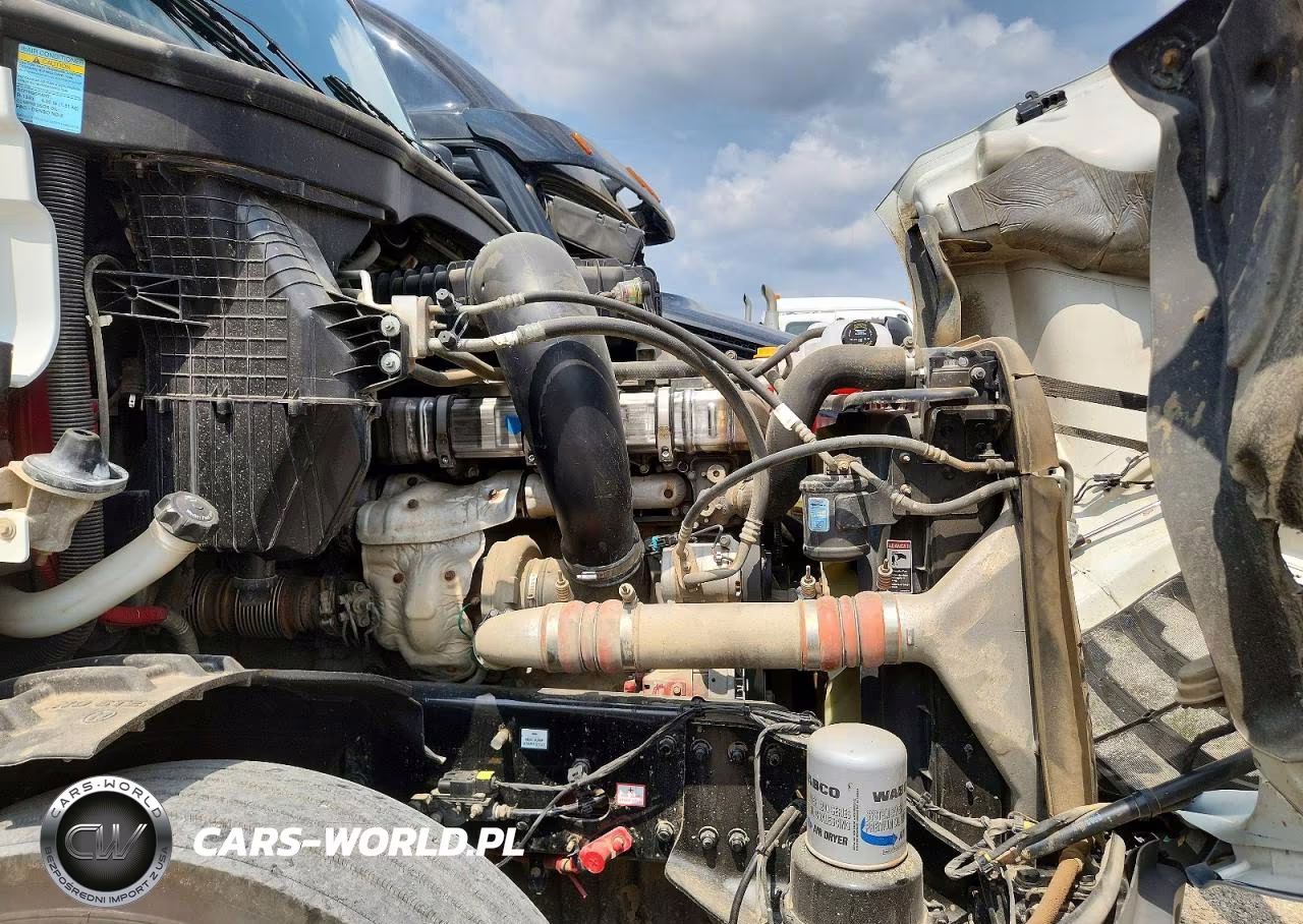 2019 Freightliner Cascadia 126 Semi Truck VIN:3AKNHHDR1KSKJ0210 - 11