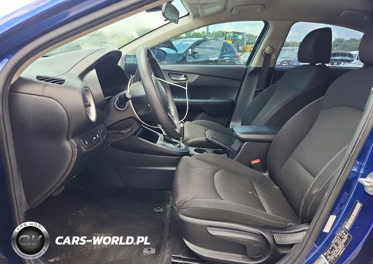 2021 Kia Forte Lxs VIN:3KPF24ADXME267267 - 7