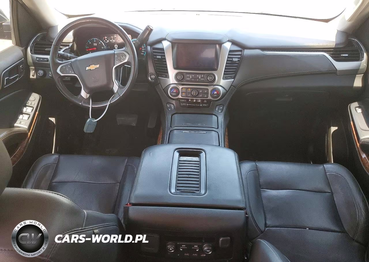 2018 Chevrolet Suburban K1500 Premier VIN:1GNSKJKC3JR110092 - 8