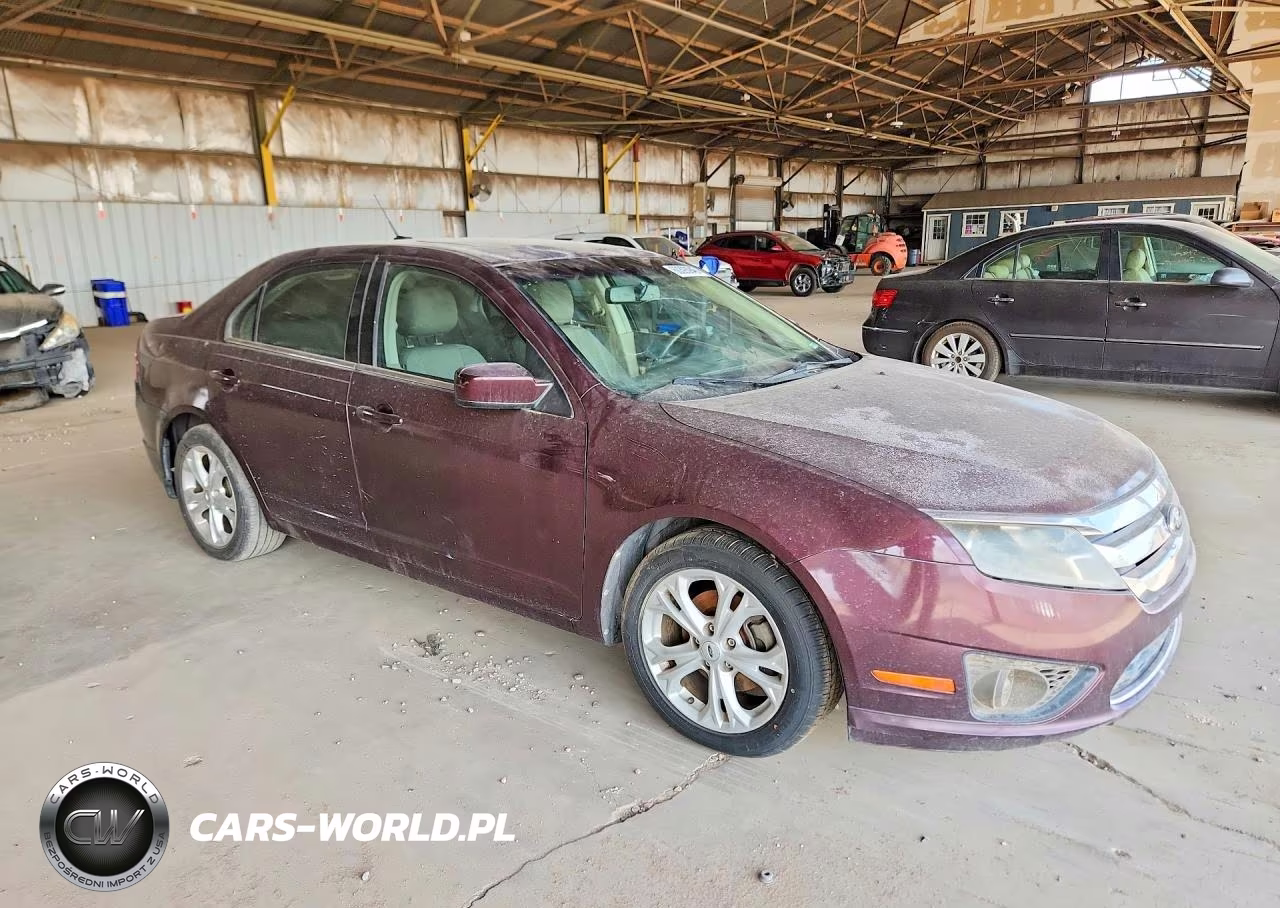 2012 Ford Fusion Se VIN:3FAHP0HA0CR449510 - 4