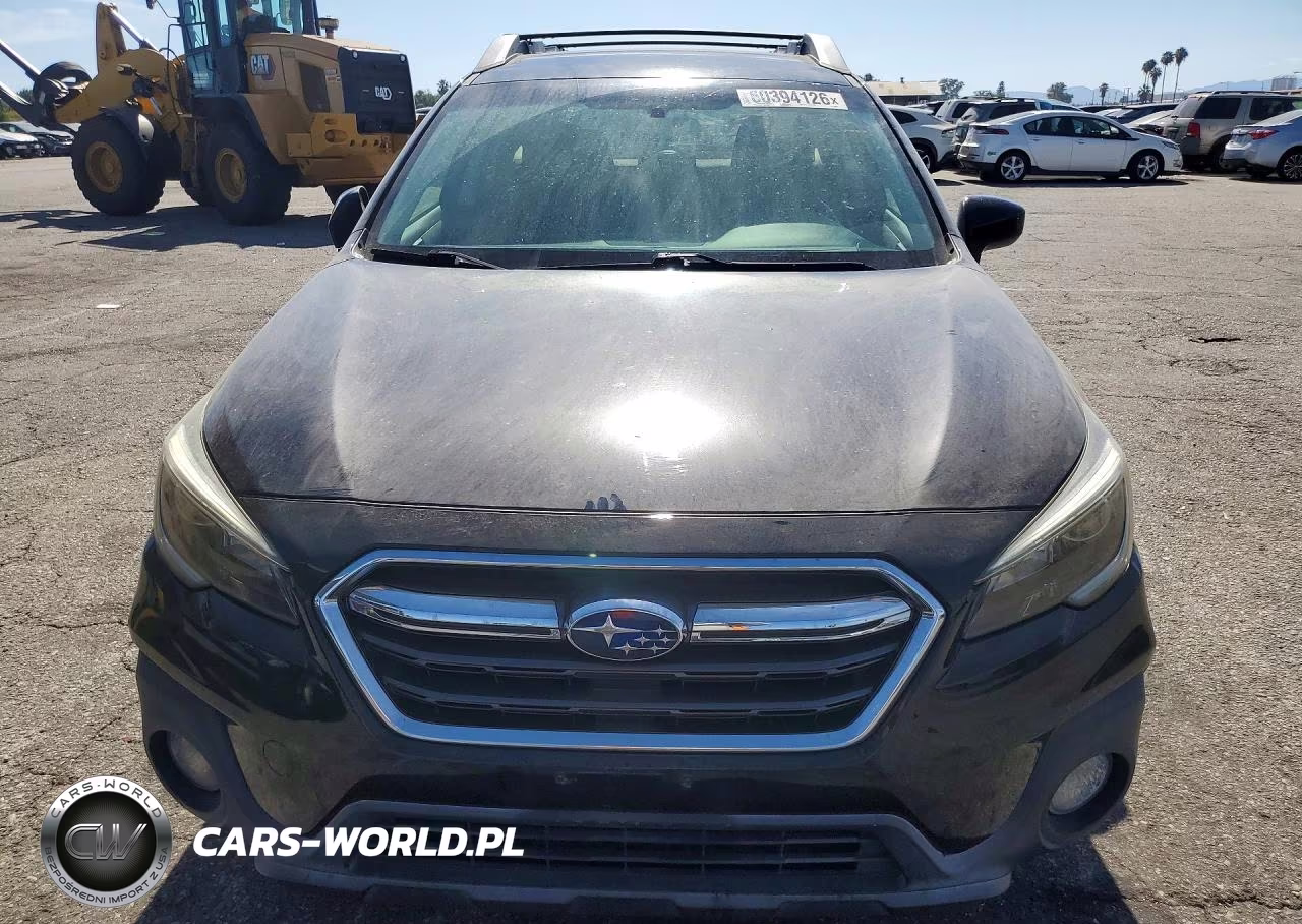 2018 Subaru Outback 2.5I Premium VIN:4S4BSACC3J3385502 - 5