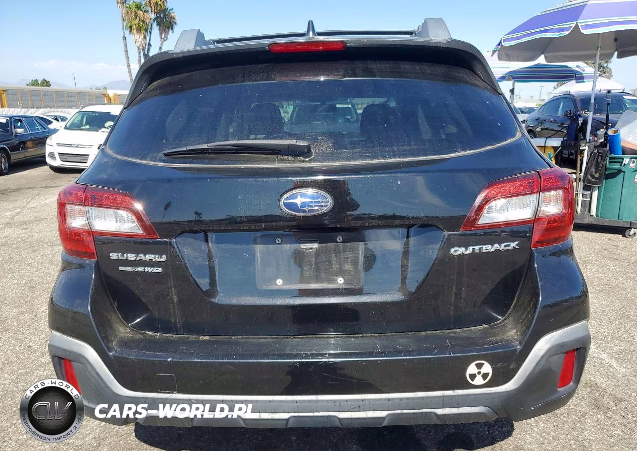2018 Subaru Outback 2.5I Premium VIN:4S4BSACC3J3385502 - 6