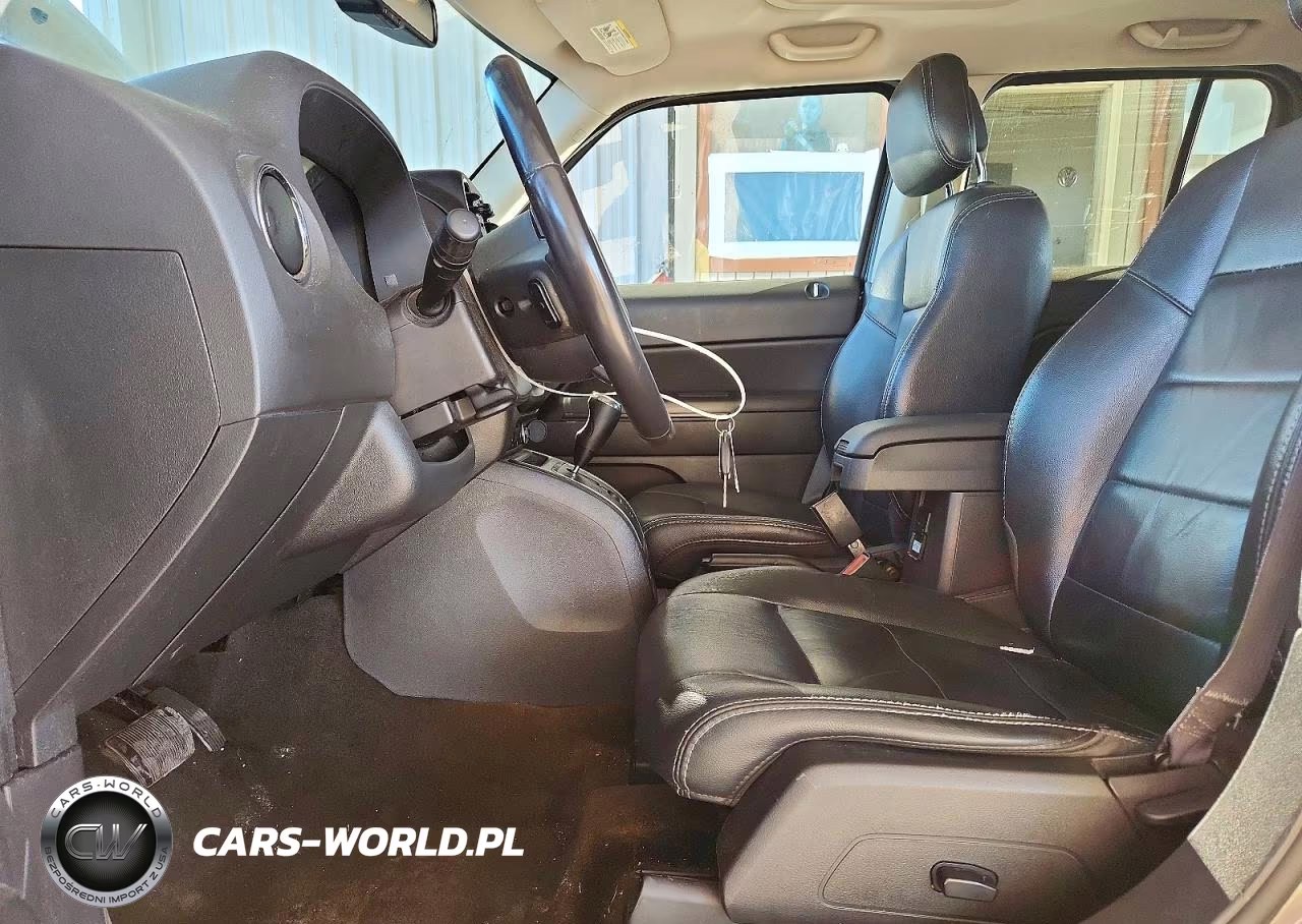 2016 Jeep Patriot Latitude VIN:1C4NJRFB5GD632396 - 7
