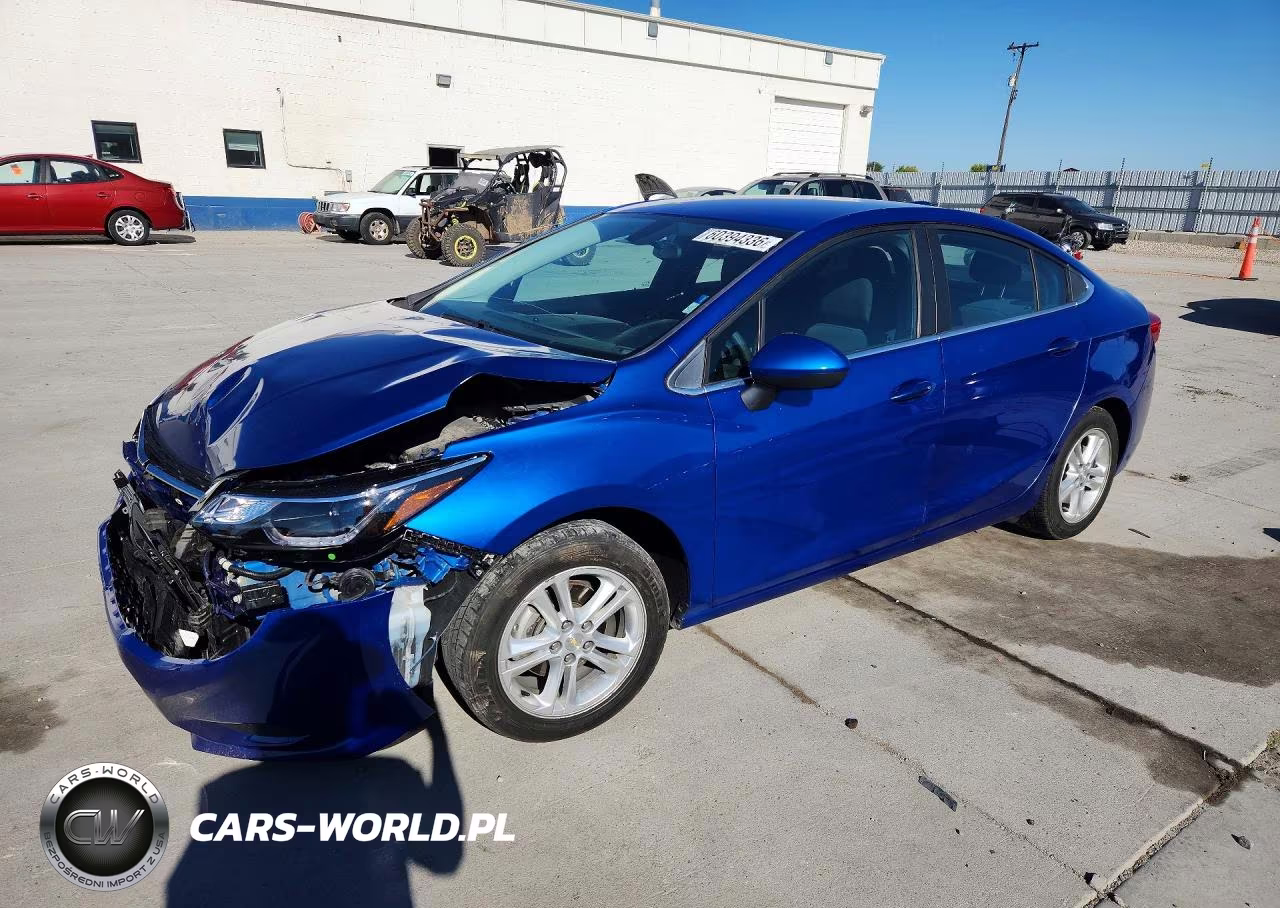 2017 Chevrolet Cruze Lt – zdjęcie 1 z 12