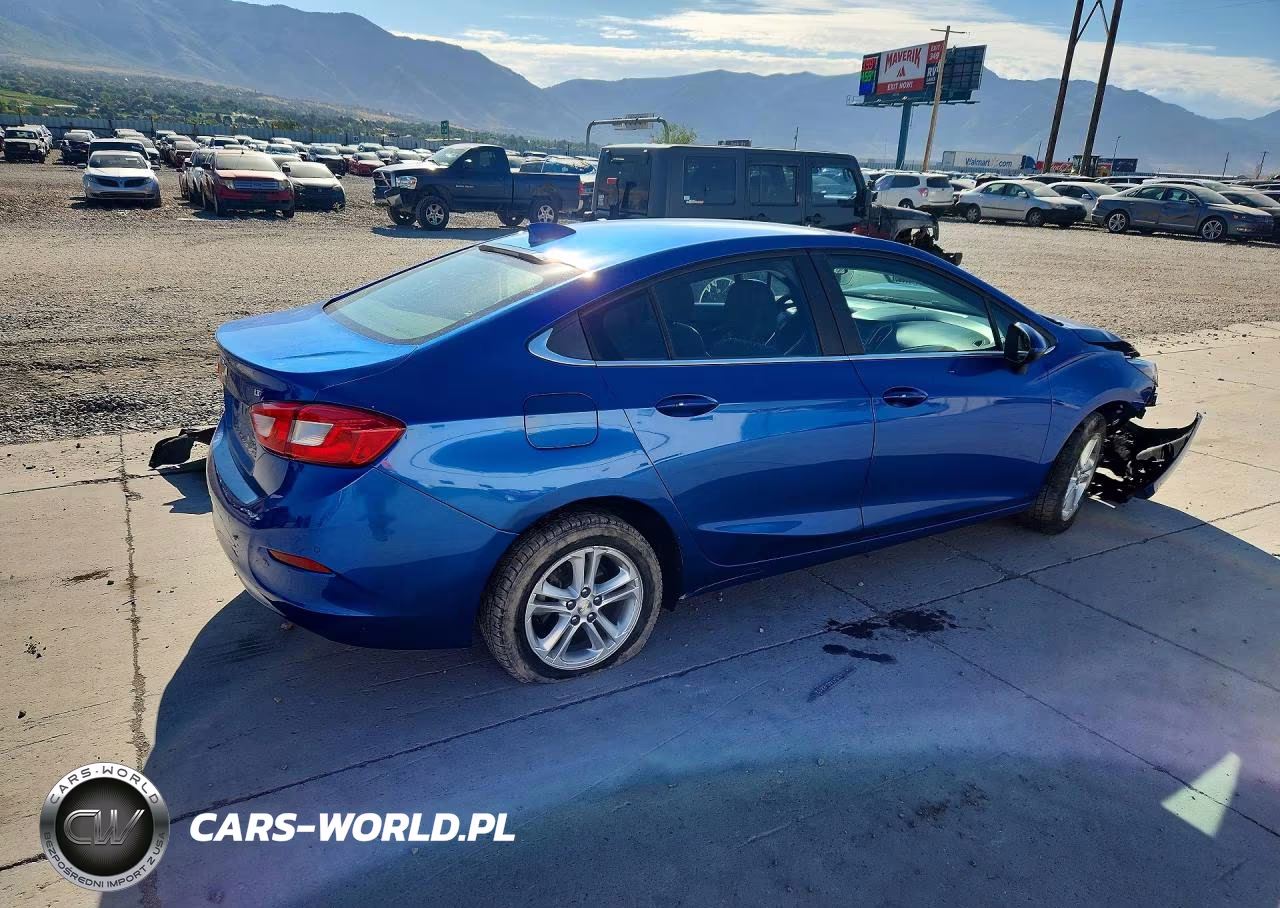2017 Chevrolet Cruze Lt VIN:1G1BE5SM4H7278175 - 3