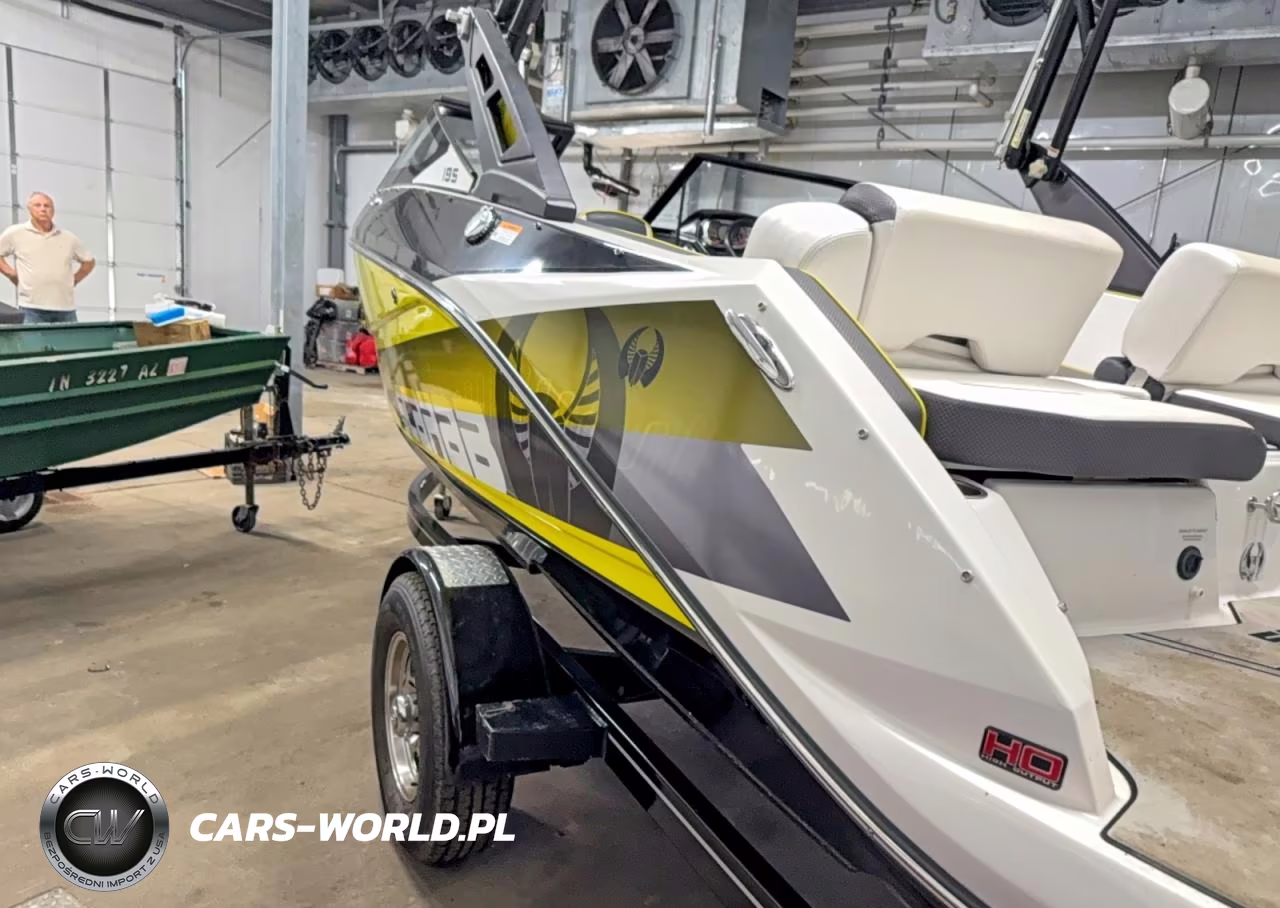 2018 Scarab 195 Ho Inboard Engine VIN:US-PSBSB122A818 - 4