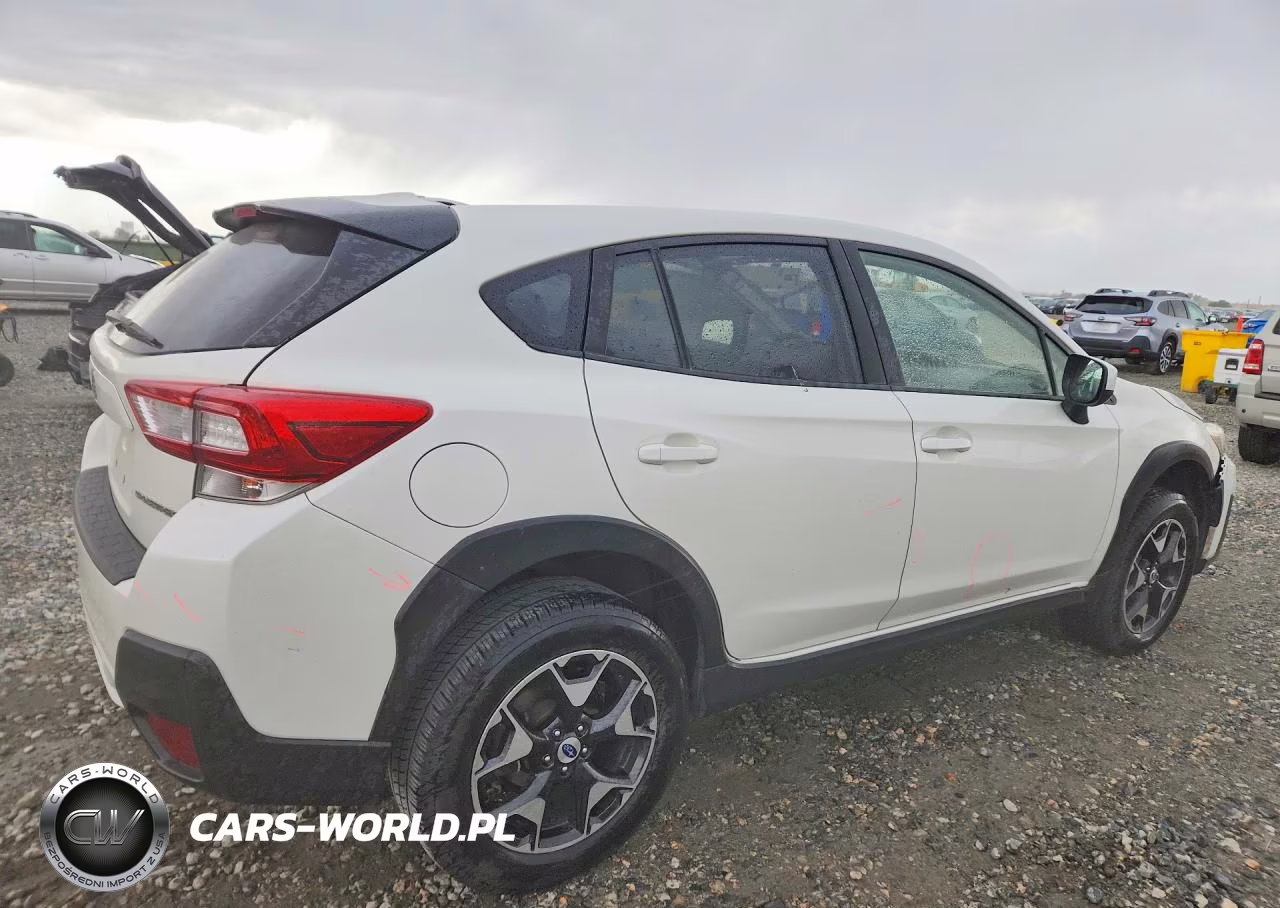 2018 Subaru Crosstrek Premium VIN:JF2GTABC1J9233581 - 3