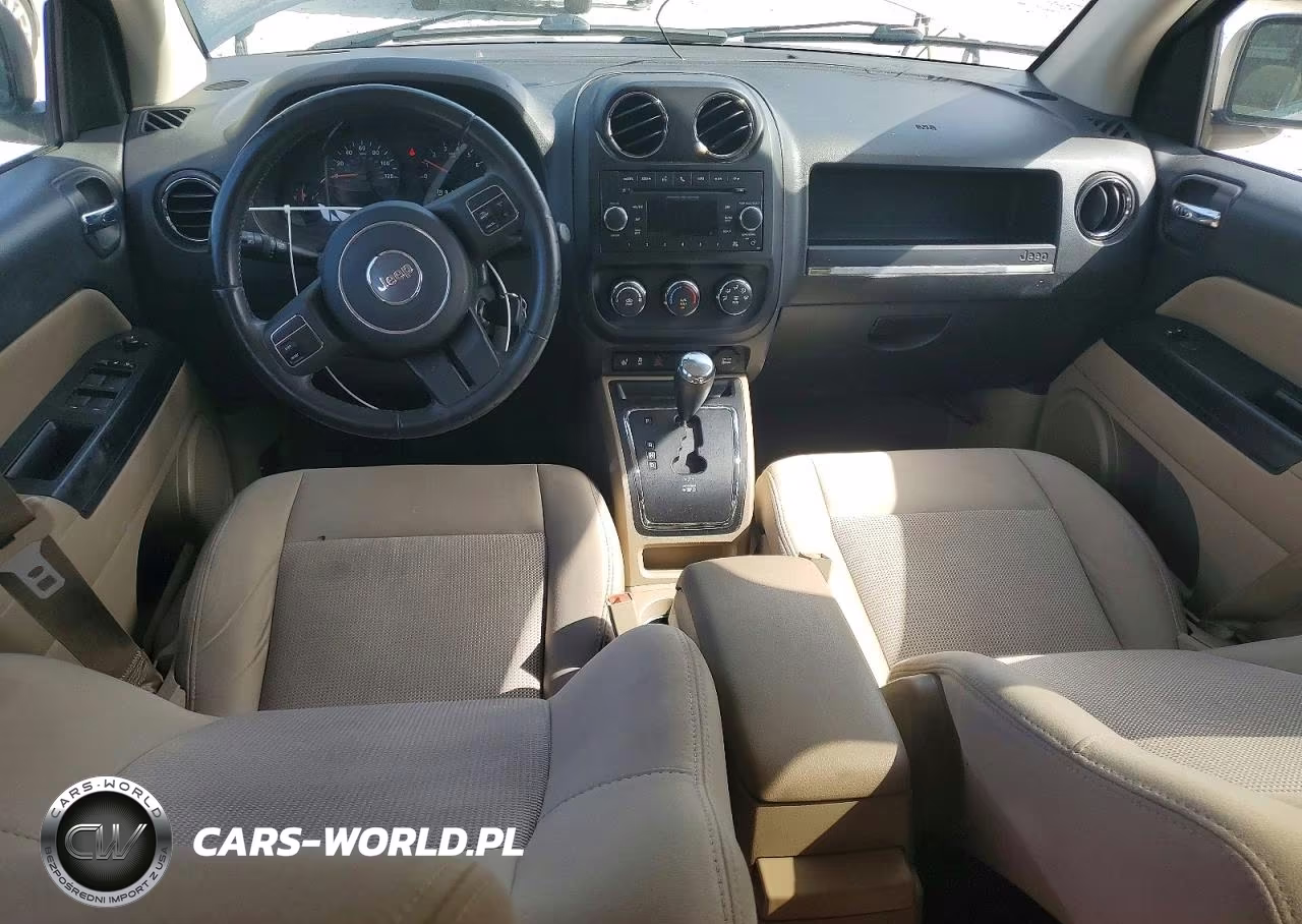 2012 Jeep Compass Latitude VIN:1C4NJCEB6CD522529 - 8