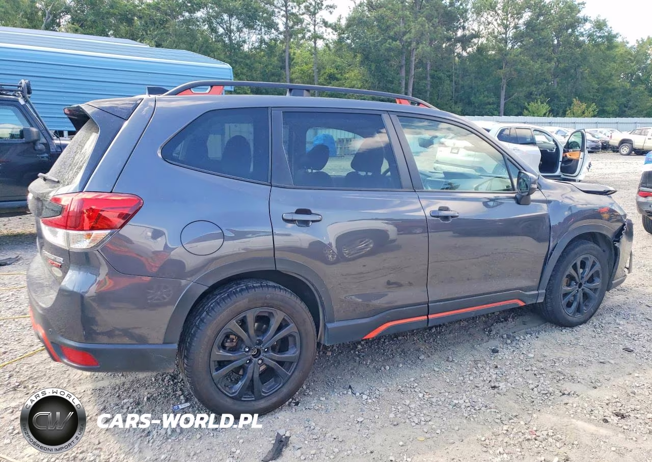 2024 Subaru Forester Sport VIN:JF2SKAGC6RH437333 - 3