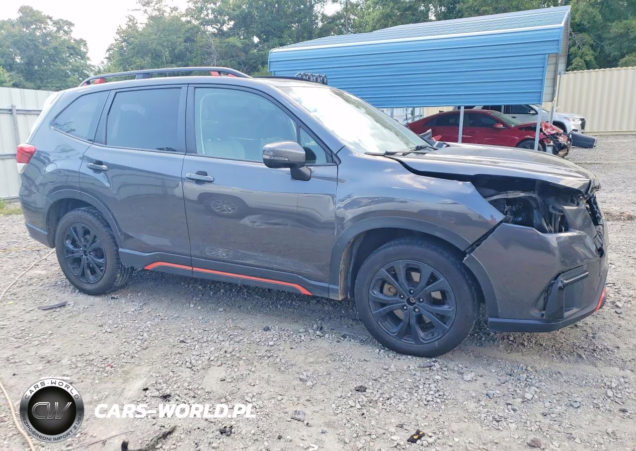 2024 Subaru Forester Sport VIN:JF2SKAGC6RH437333 - 4