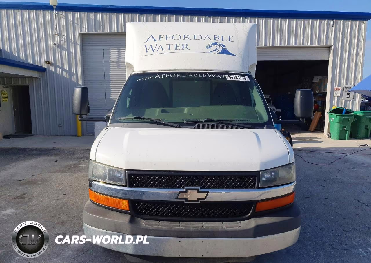 2015 Chevrolet Express G3500 VIN:1GB0G2CF7F1137211 - 5