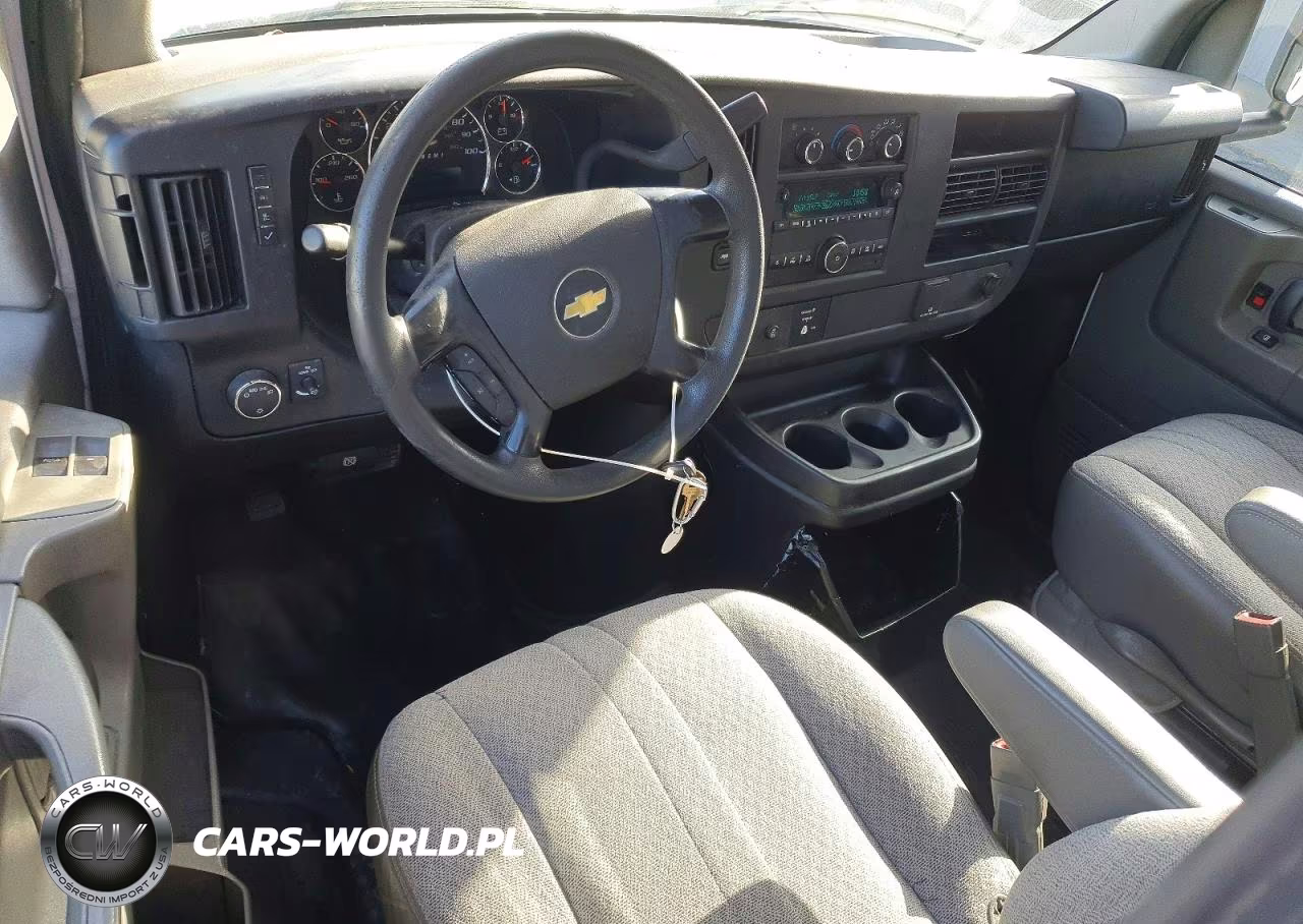2015 Chevrolet Express G3500 VIN:1GB0G2CF7F1137211 - 8