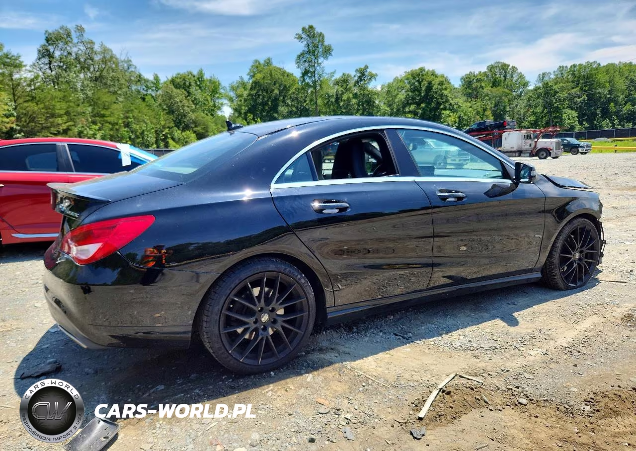 2018 Mercedes-Benz Cla 250 4Matic VIN:WDDSJ4GB5JN697535 - 3