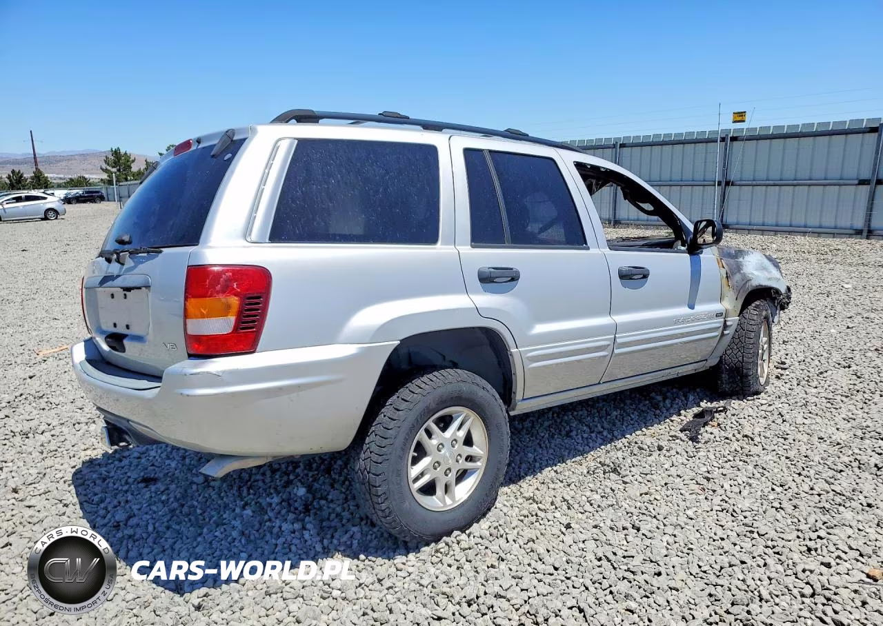 2002 Jeep Grand Cherokee Laredo VIN:1J4GW48N02C331144 - 3