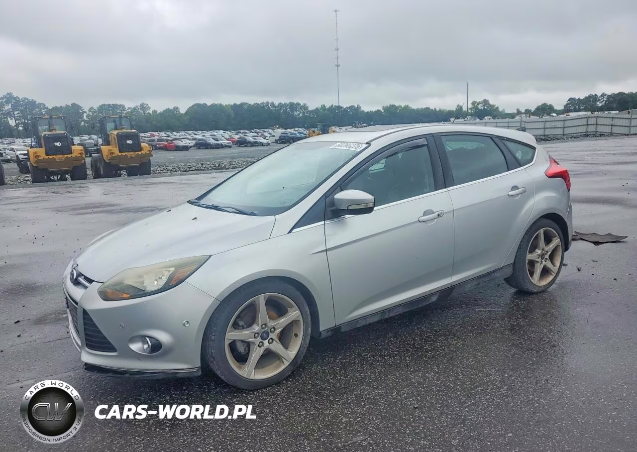 2013 Ford Focus Titanium VIN:1FADP3N28DL249682 - 1