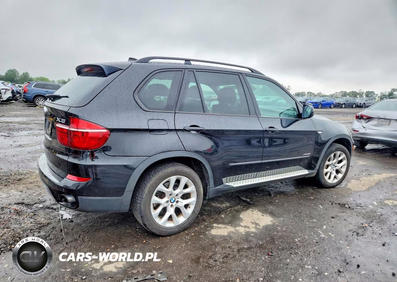 2011 BMW X5 xDrive35I VIN:5UXZV4C57BL739275 - 3