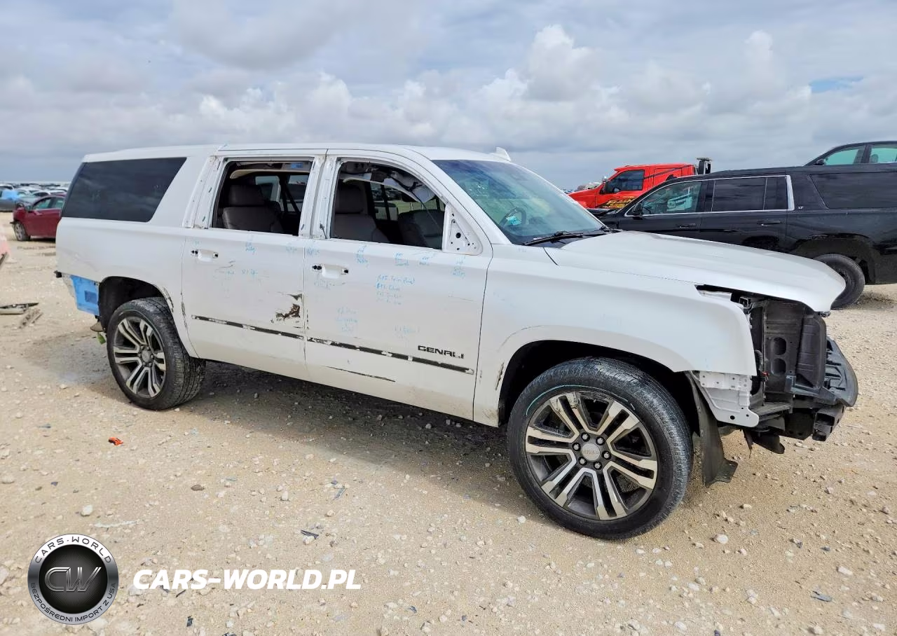 2017 GMC Yukon Xl Denali VIN:1GKS1HKJ4HR382071 - 4