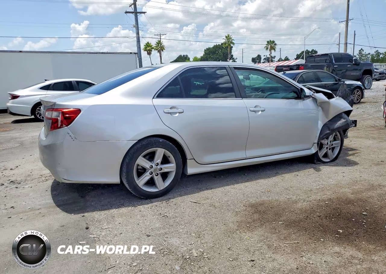 2013 Toyota Camry Se VIN:4T1BF1FK9DU267346 - 3