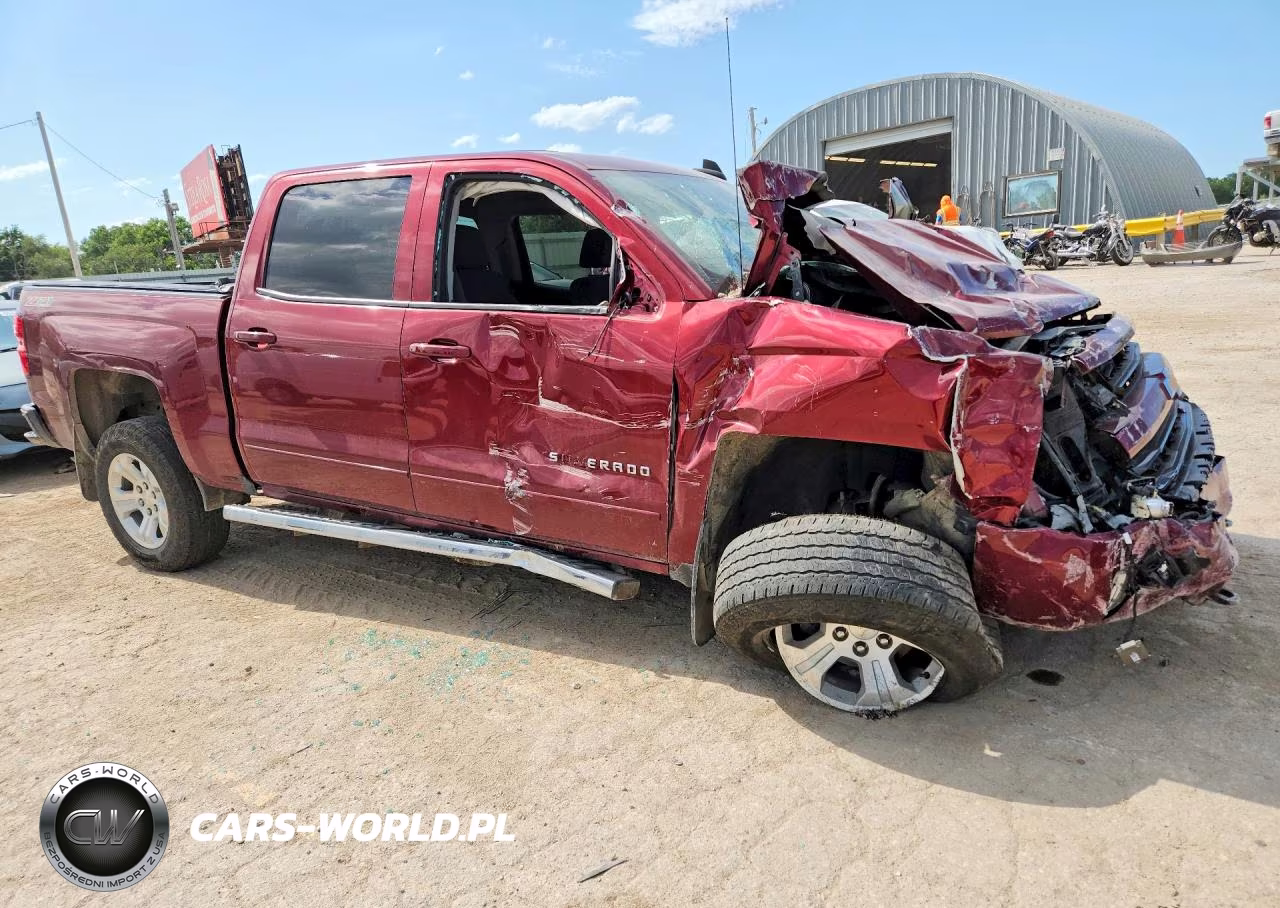 2017 Chevrolet Silverado K1500 Lt VIN:3GCUKREC2HG351910 - 4