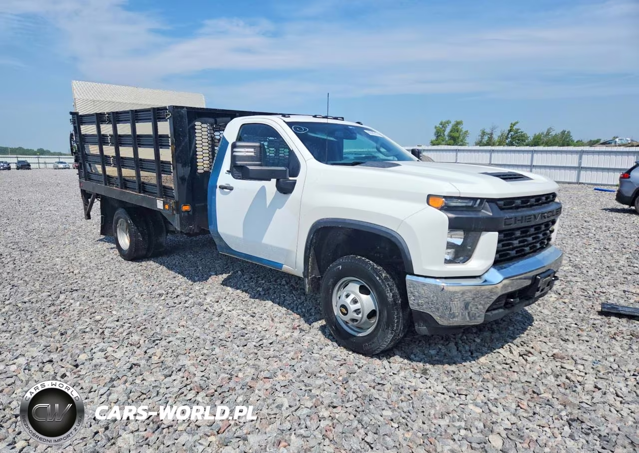 2021 Chevrolet Silverado C3500 VIN:1GB3WRE79MF268431 - 4